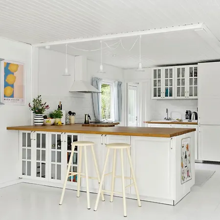 Bright Near Melby's Preserved Fields Vakantiehuis Melby